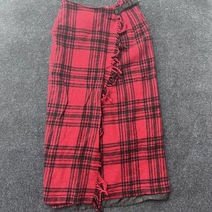 Eddie Bauer Skirt Womens 6 Red Black Plaid Wrap Wool Blend Fringe Buckle Kilt